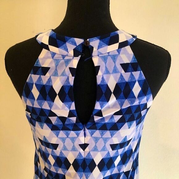 Vince Camuto Blue and White Geometric Dress - Picture 4 of 13